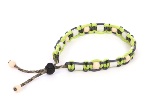 HundeNerd® GuteVibes EM-Halsband Zirbenholz lime