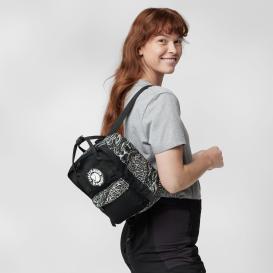 Fjällräven Kanken Art Mini Darkwoods 4