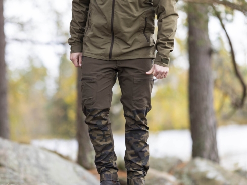 Pinewood® Finnveden Hybrid Herren Outdoorhose Green Jungle