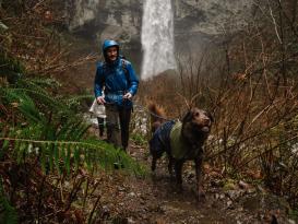 Ruffwear Sun Shower™ Regenmantel für Hunde Midnight Blue 7